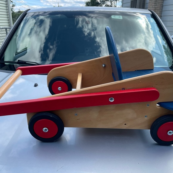 Walker Wagon - Picture 5 of 5